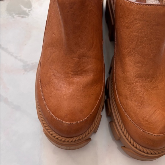 Kelsi Dagger Mules - Picture 3 of 4